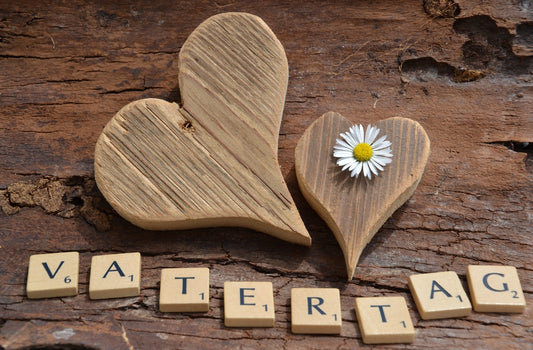 Vatertag 2025: Die 15 besten Geschenkideen für arbeitende Väter