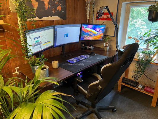 Maidesite SC2 Pro höhenverstellbarer Chefschreibtisch im Büro