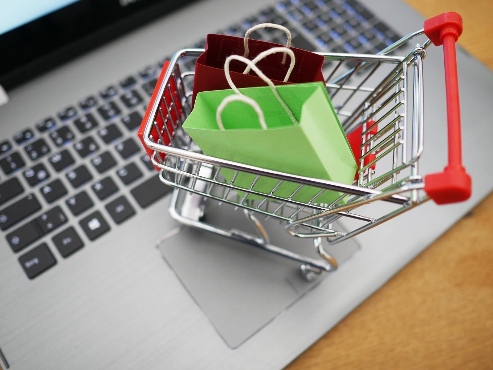 höhenverstellbare Schreibtische online kaufen