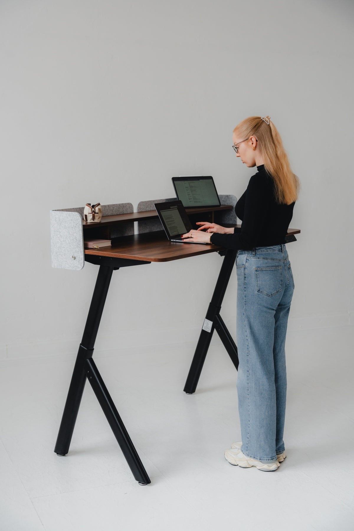 Maidesite ArborLift Elektrisch Höhenverstellbarer Schreibtisch, 120x60 / 140x70 cm, mit USB-C Anschluss